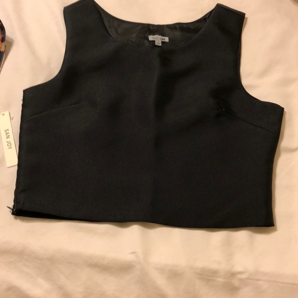Black crop top